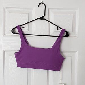 Vuori All The Form Sports Bra in Bright Violet Size Medium NWT